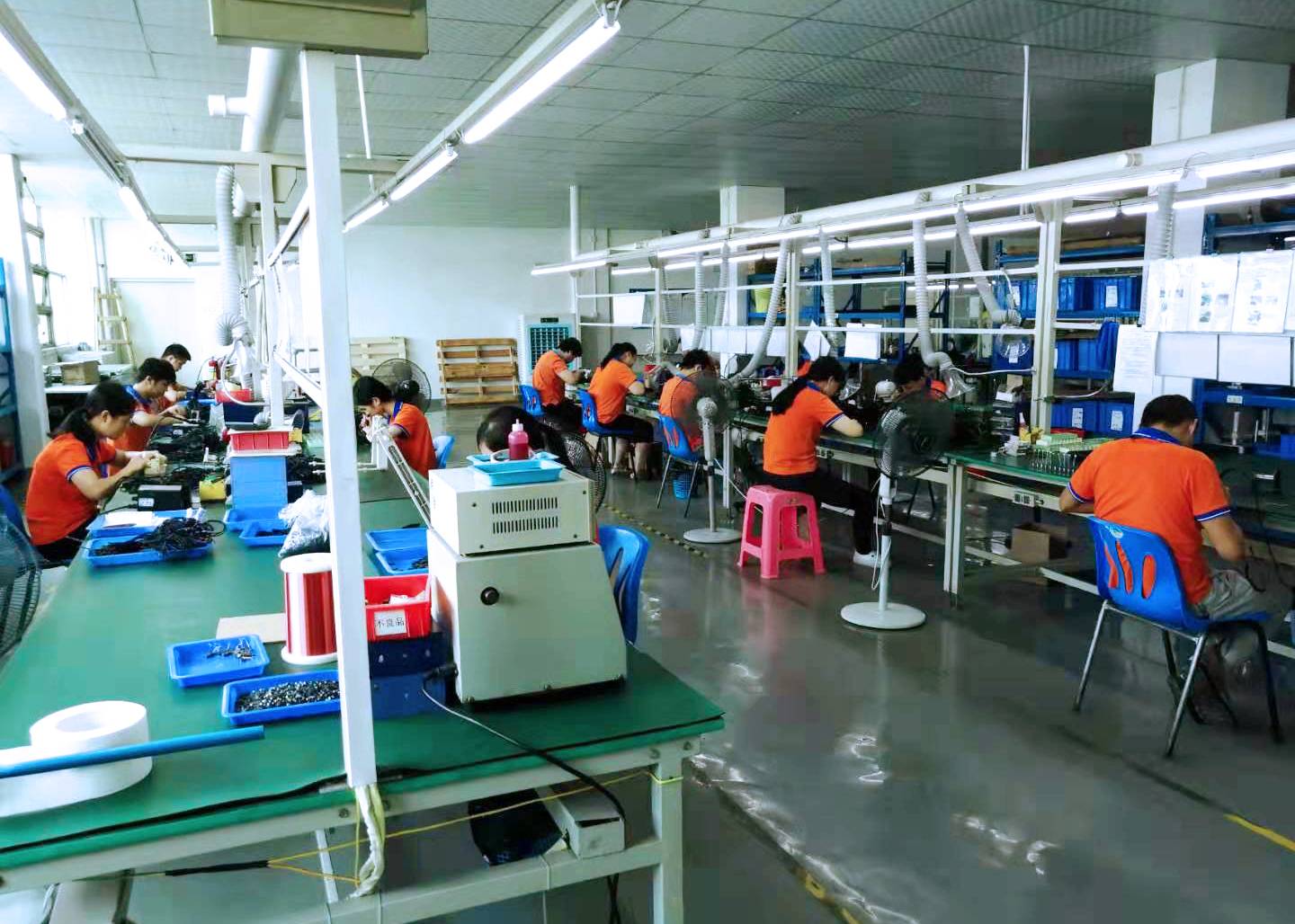 生產(chǎn)車(chē)間